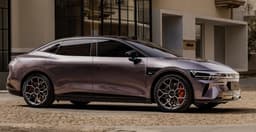 Zeekr представила новые 007 и 007 GT: 900 Вольт, полный привод, 503 или 795 л.с. — от 194 тыс. юаней (2,2 млн рублей)